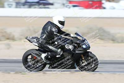 media/Jan-15-2026-Racers Edge (Thu) [[dfebeb70ab]]/2-A Group/Session 3 (Turn 15 Inside Pans)/